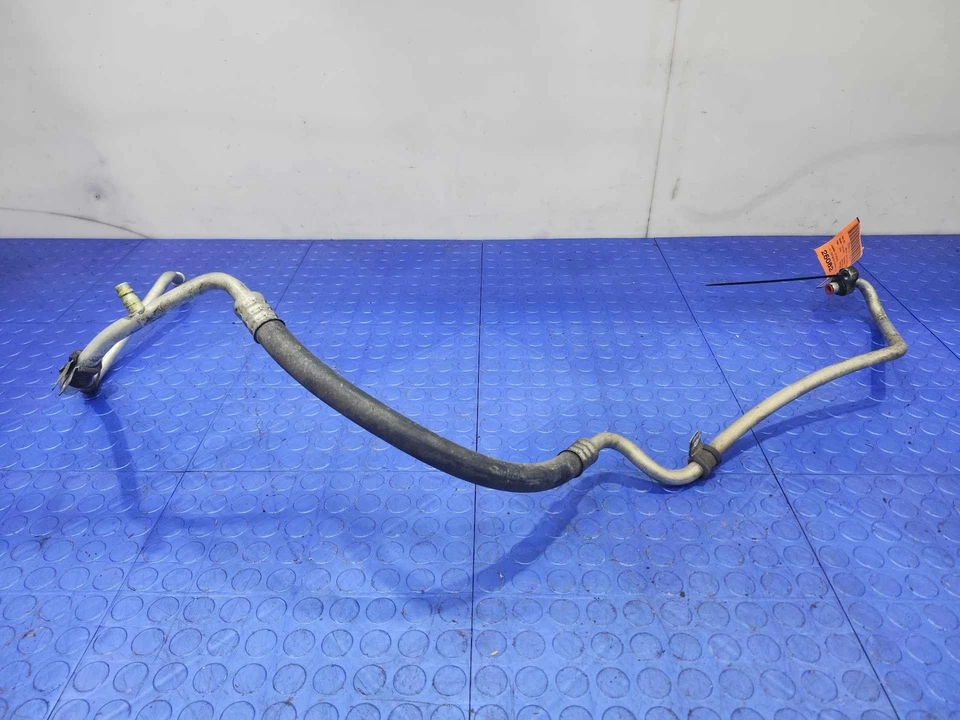 05-11 Manguera de succión aire acondicionado Toyota Tacoma 4,0 L OEM 8870404020 Foto 4 de 4