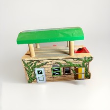 ARLESDALE BARREL CO. BARREL LOADER Thomas Train Wooden Rail With Barrels