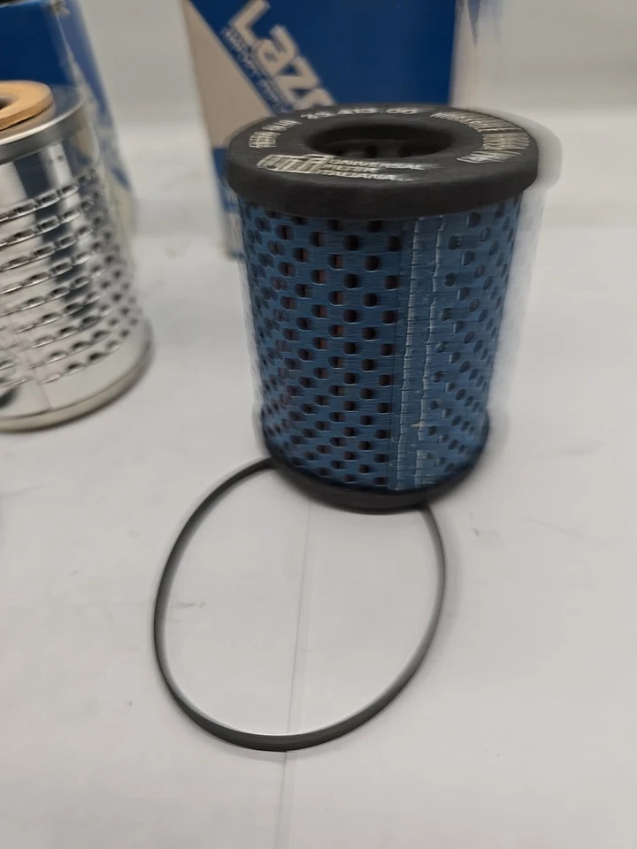 Lote de 2 filtros de aceite UFI 215.413.00 U11-2046 para MIdget Triumph TR7 1962-1973 Foto 3 de 4