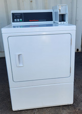 SPEED QUEEN COIN-OP FRONT LOAD DRYER MODEL SDGNCRGS113TW01 SN:21050566311 REF