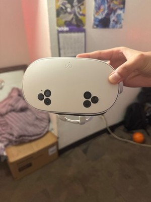 Meta Quest 3 128GB VR Headset - White