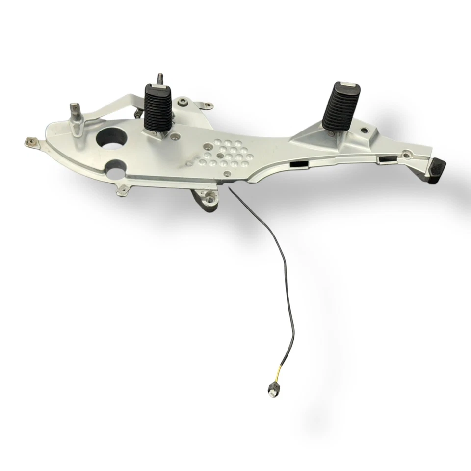 00-06 Placa reposapiés derecho BMW R1150RT R850RT OEM 46712335898 con pedales e interruptor Foto 4 de 4