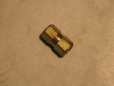 NEW CHK BRS 650-6F6F-F BRASS POPPET CHECK VALVE 3/8NPT P6205
