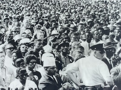 Martin Luther King, Civil Rights Press Photograph Includes COA. # ...