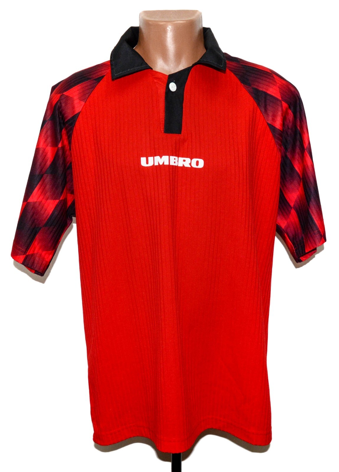 UMBRO VINTAGE TEMPLATE 1996 1998 RED FOOTBALL SHIRT SIZE L ADULT