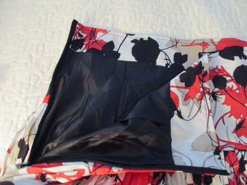 NWT!  Ziran Women's Floral Skirt Fully Lined with Lace Trim Size M - Photo 2/10