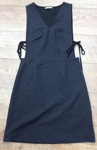 smart pinafore