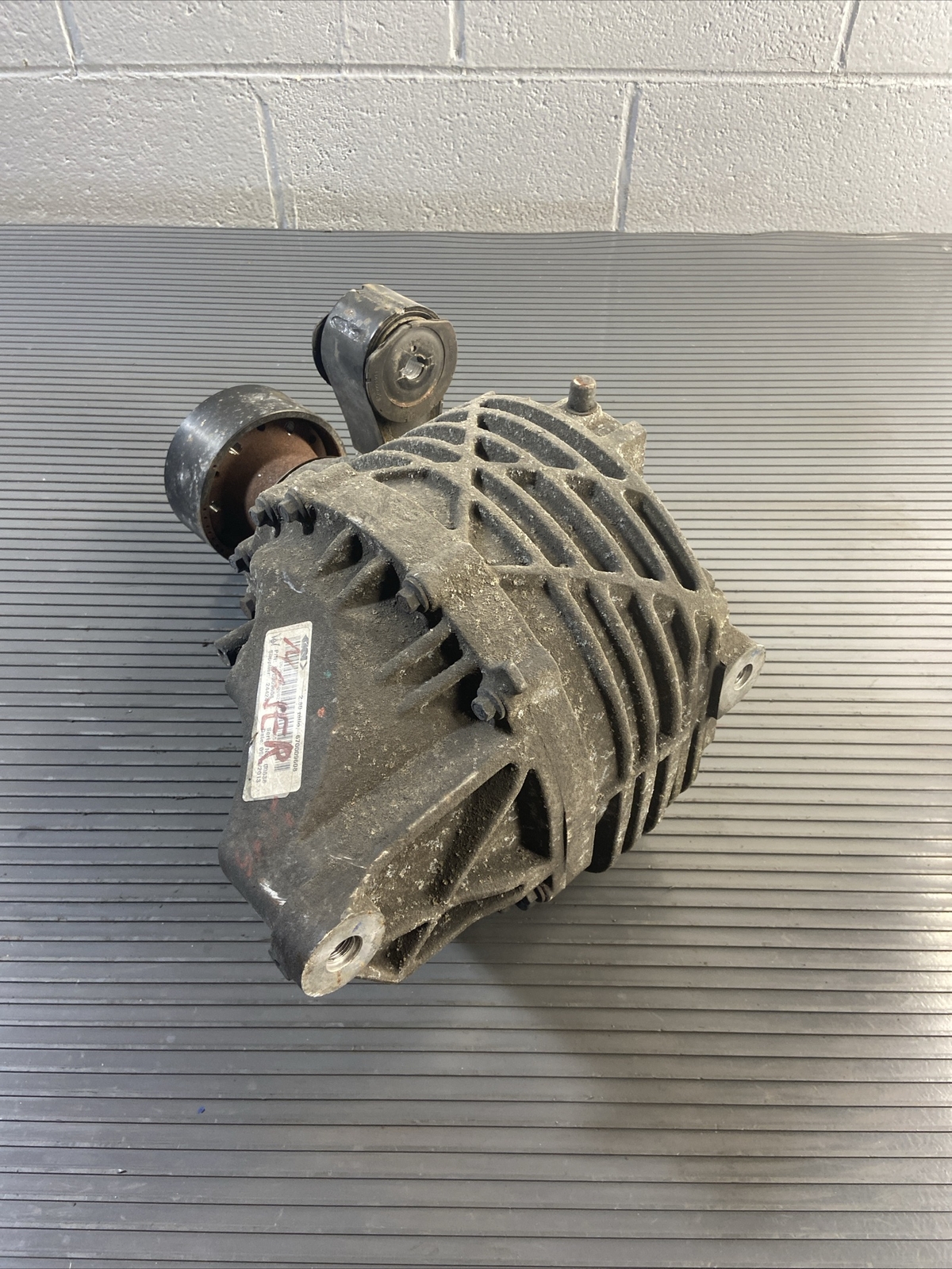 2014-2017 Maserati Ghibli 3.0L Rear Differential Axle Carrier 2.80 Ratio OEM