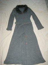 VINTAGE Strickmantel BODENLANG grau Kunstpelzkragen TENDANCE Paris Gürtel 36 38
