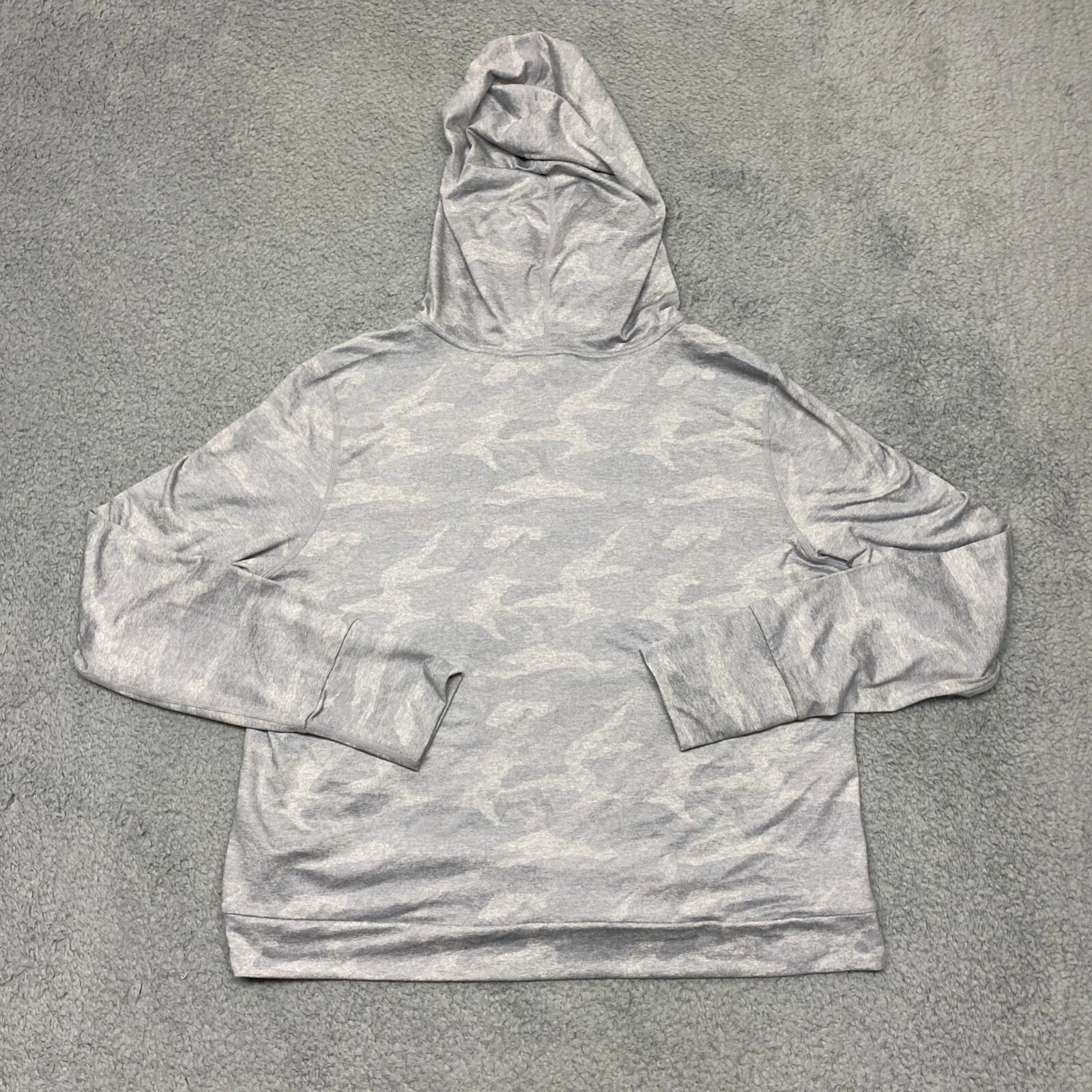 vuori halo essential camo hooded soft dreamknit hoodie