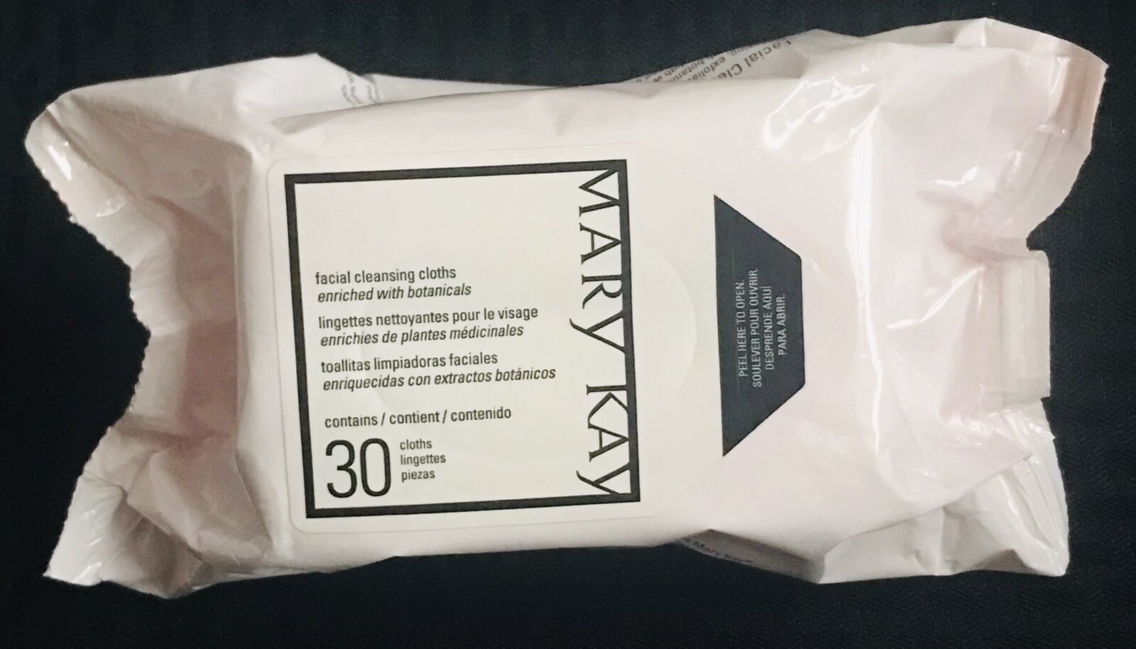 Rare & HTF New & Sealed Mary Kay Facial Cleansing Cloths Pack of 30
