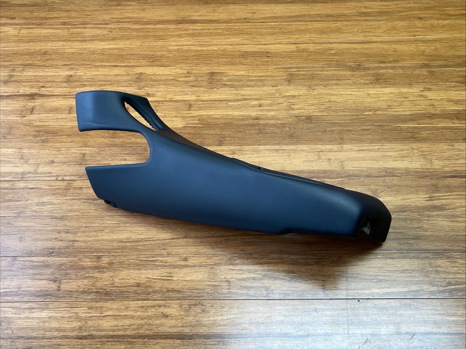 2017-2020 Ferrari Portofino F164 Rear Right Upper Quarter Panel Trim OEM *NOTE*