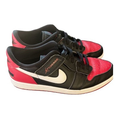 Air Jordan 1 Low FlyEase Alternate Bred Toe