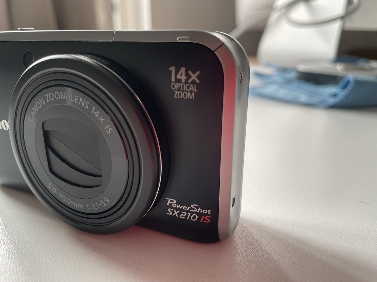 Canon PowerShot SX260 HS 12.1MP Digital Camera - Black