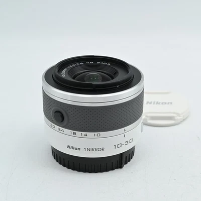 Nikon 1 NIKKOR 10-30mm f/3.5-5.6 VR Blanc [Near Mint] - Photo 1/4