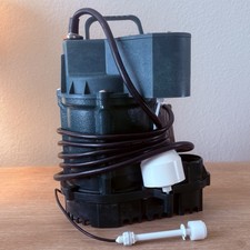 ZOELLER 1099 3/4 HP Cast Iron Submersible Sump Pump 80 GPM Dual Float