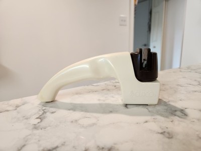 Cutco Vintage Kitchen Knife Sharpener Hand Held Pull Through White