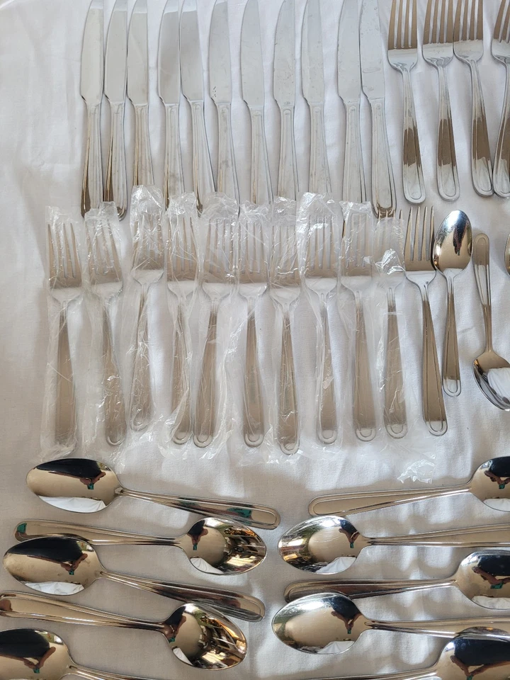 Wallace 18/10 WAS255 cubiertos de acero inoxidable brillante 62 piezas 2014 Foto 4 de 4