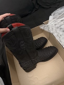Rokiem Black Western Cowboy Equestrian Boots, Embossed Stitching Pair