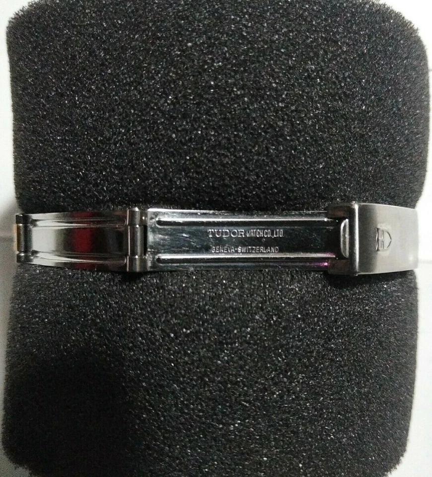 Reloj Rolex Tudor Princess Oysterdate esfera champán dos tonos para dama oro 18 quilates Foto 2 de 4