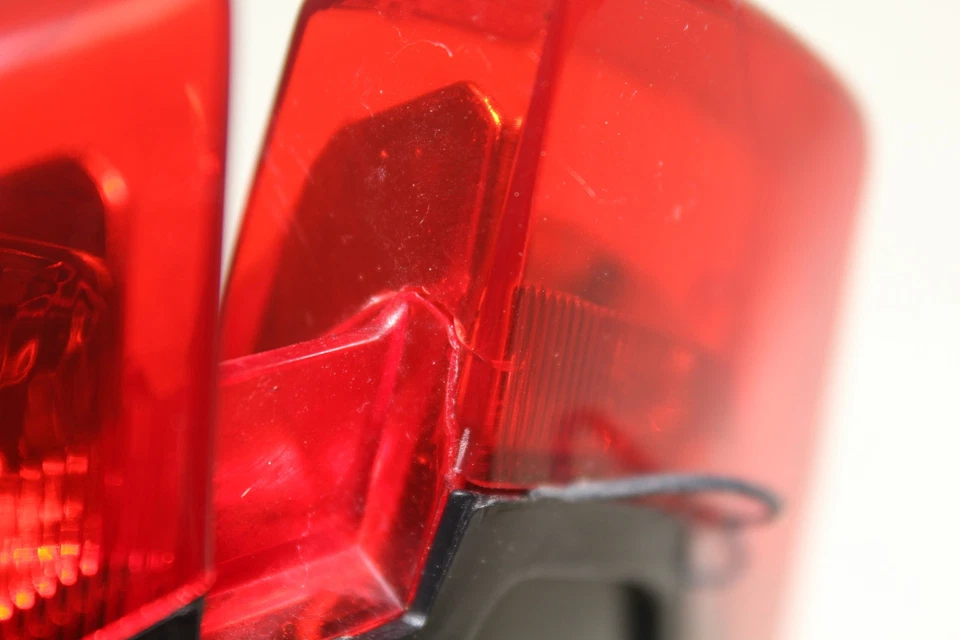 Luz trasera CRACK 52510451B para Ducati Hypermotard 821 SP 13-15 OEM Foto 4 de 4