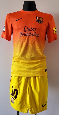 Barcelona 2012-2013 Away football Nike shirt and shorts #10 Messi