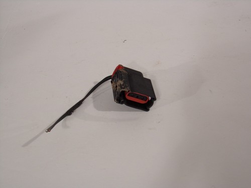 05 06 07-10 INFINITI QX56 TAIL LIGHT TURN SIGNAL BULB SOCKET PLUG 2 WIRE K1917