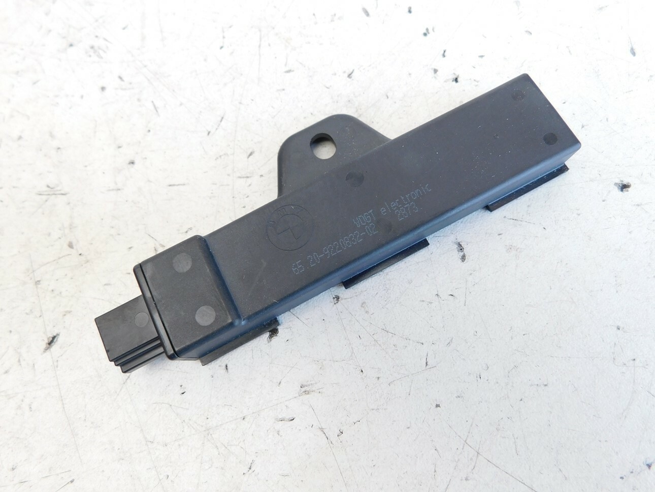 BMW M3 F80 2018 Interior Keyless Access Antenna Module 9220832  