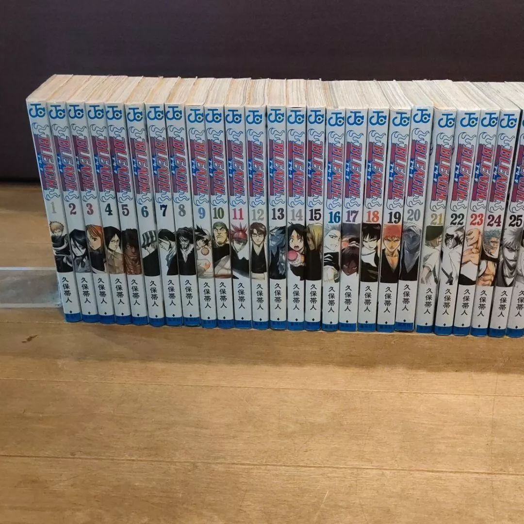 BLEACH Vol.1-74 Complete Manga Comics Set Japanese Language Taito Kubo Used