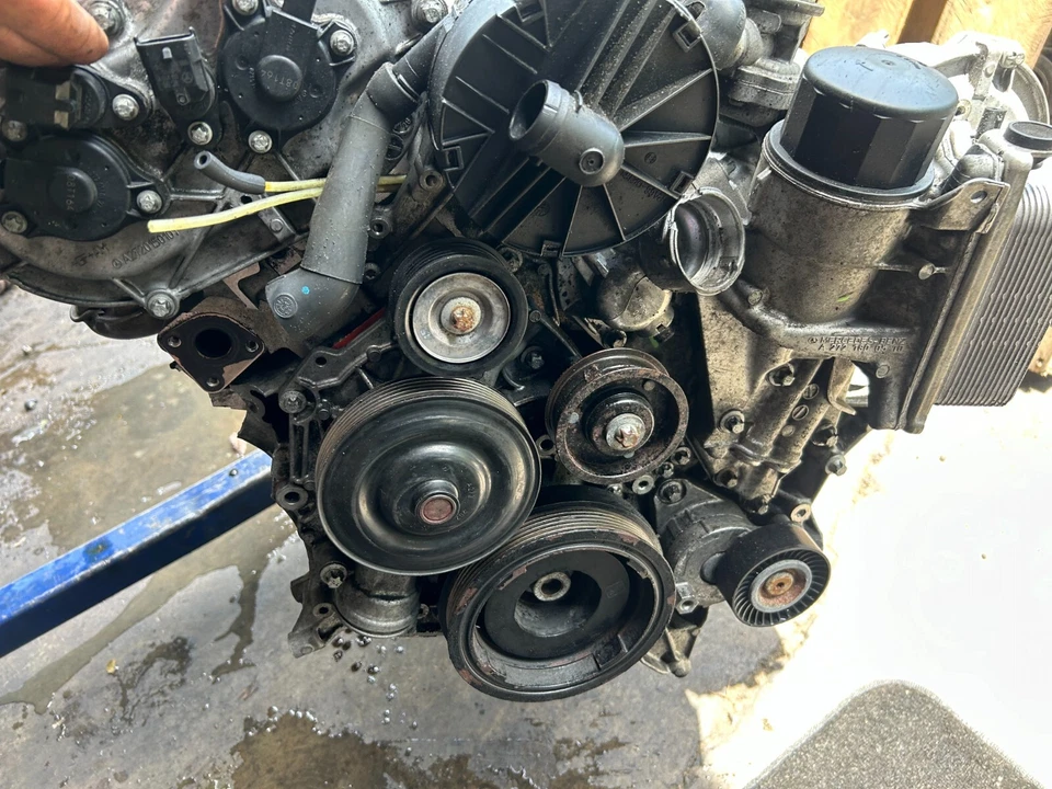 MERCEDES BENZ S550 CL550 SL550 E550 原始设备制造商 07-11 5.5L V8 发动机电机块 — 第 2/4 张图片