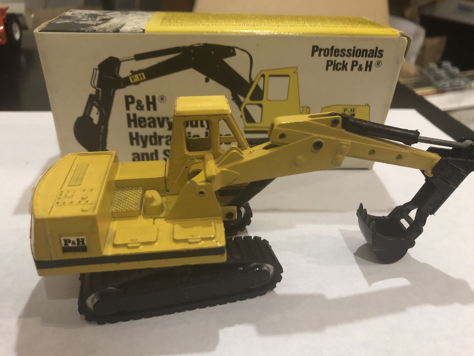 RW Ziss Model P&H Hydraulic Excavator Hoe & Shovel - 1:50 - Rare - Diecast Boxed