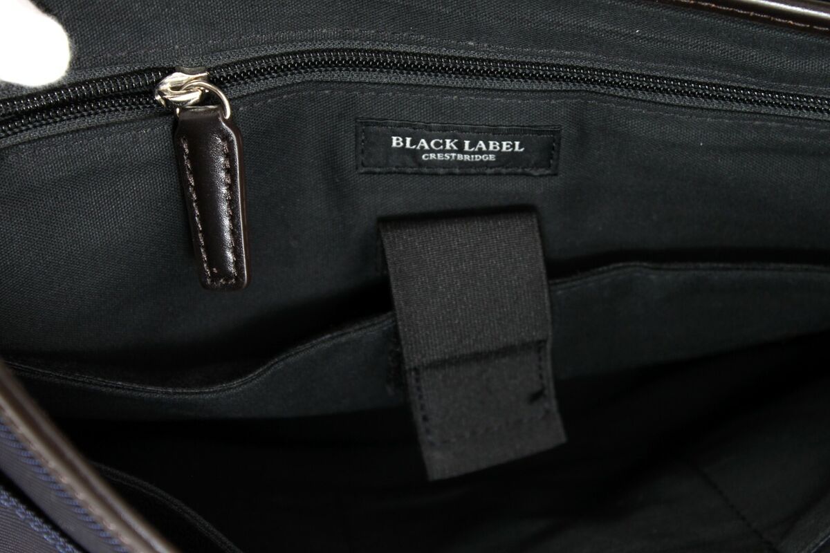 BLACK LABEL Crestbridge Nylon & Leather Messanger Bag Shoulder Bag