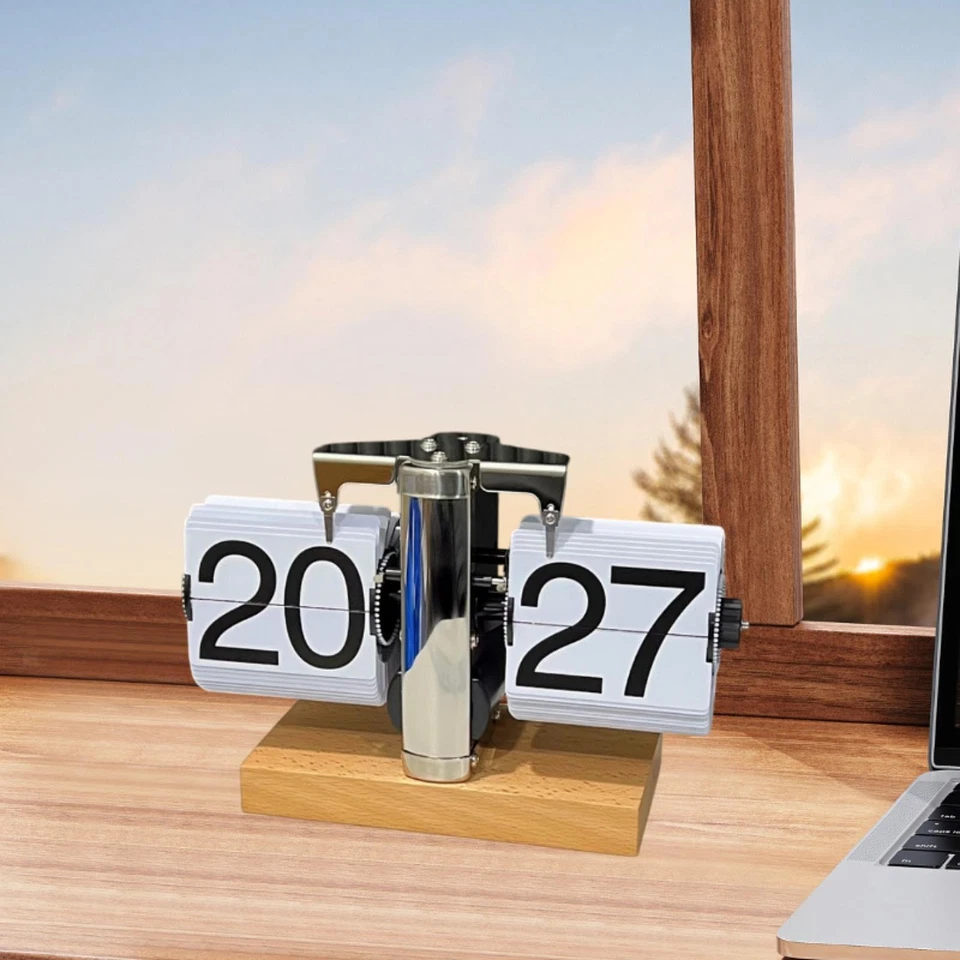 Flip Desk Clock Wood Base Mechanical Flip Clock for Office Restaurant - Image 3 of 4