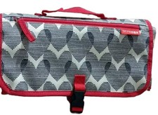 Skidaddle By Skip Hop Portable Black/White Baby Diaper Changing Pad W/ Pockets