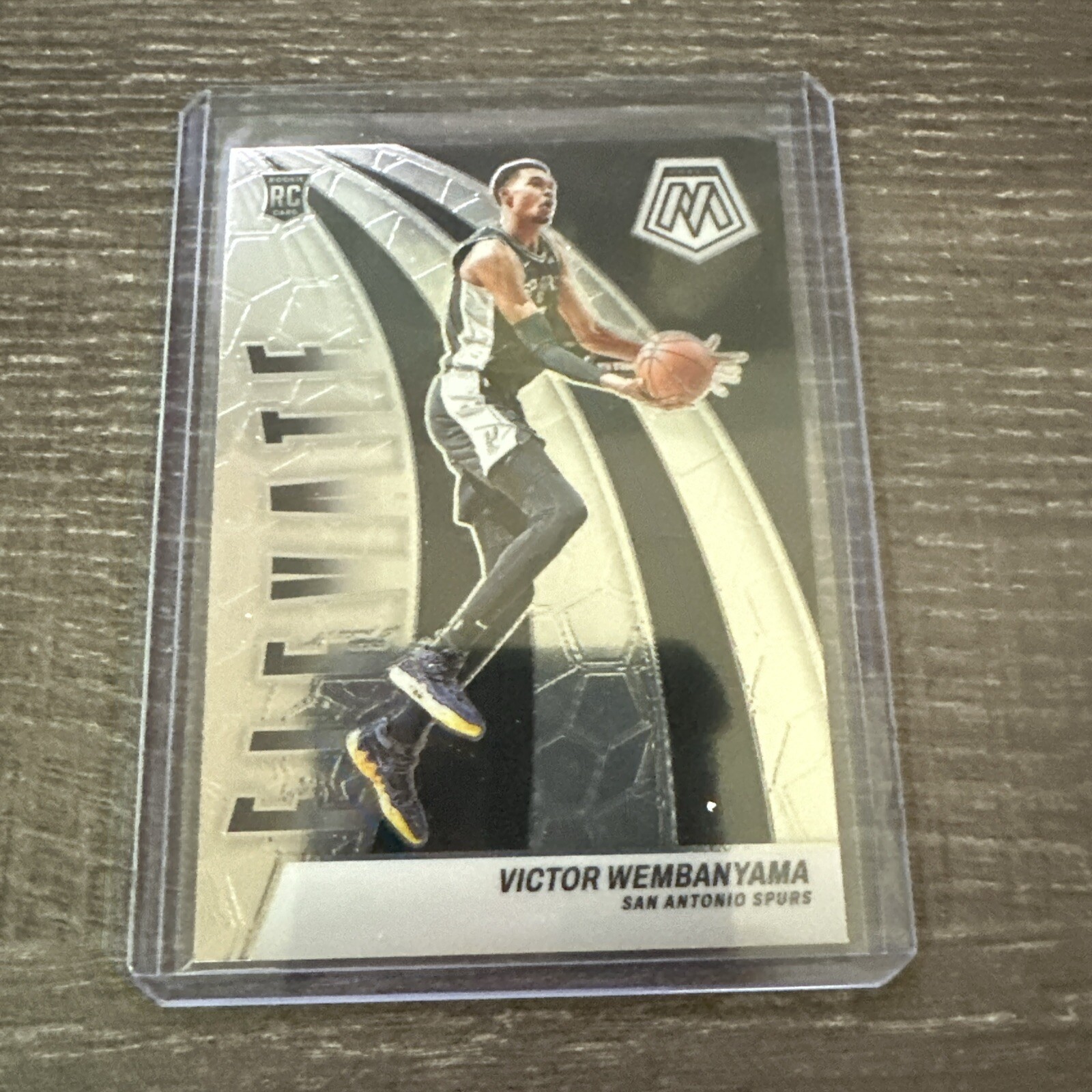 2023-24 Panini Mosaic Victor Wembanyama #18 RC Rookie Elevate