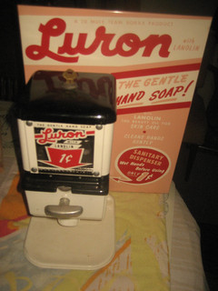 Penny Coin operated Luron Borax Dry Soap Dispenser Gas Station Bathroom
