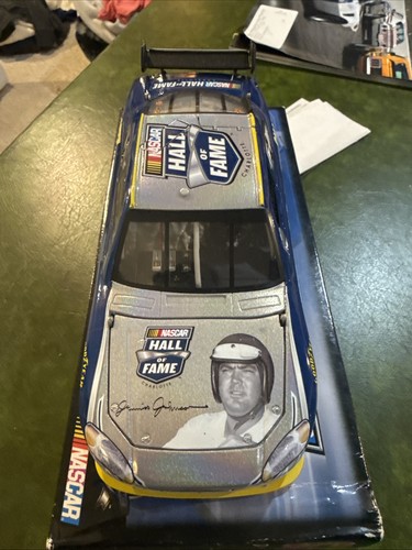 2010 Junior Johnson #10 Hall of Fame Inaugural Class 1/24 NASCAR DIECAST - Bild 2 von 7