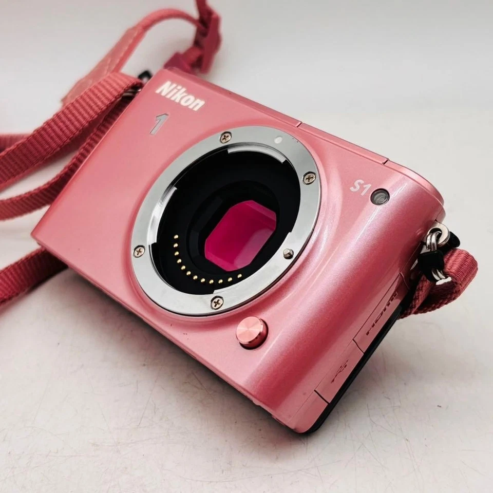 Nikon 1 S1 Digital Camera Body with 1260 Shutter Count - Image 2 of 4