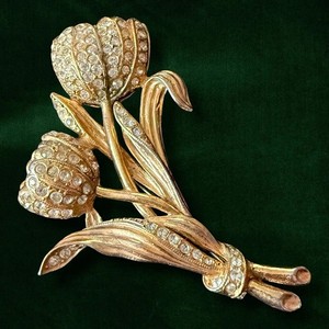 Authentic 1940s Rhinestone Flower Brooch Pot Metal Gold Plated Floral Spray Pin 3 Inch