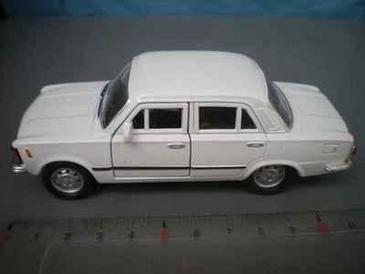 Fiat 125 P Polski blanc 1967 -1991 1/38 Welly très bon état Fso Polonez 125P - Photo 1/4
