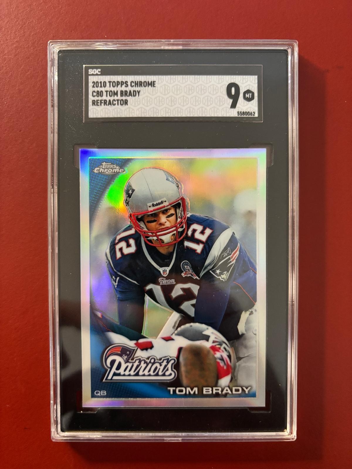 2010 TOPPS CHROME/ TOM BRADY/ REFRACTOR/ SGC 9