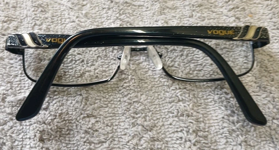 VOGUE VO3749 Vintage Eyeglasses 52 16 135 Black Rectangle Designer FRAMES ONLY - Image 2 of 4