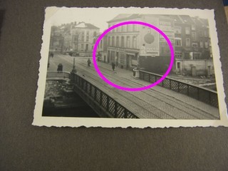 Fotoalbum Frankreich Tours usw. Bevölkerung Helferin Mädchen Auto Soldaten K8268