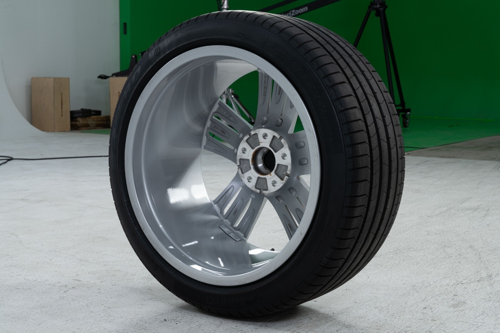 OEM Bentley Rims Flying Spur Continental GT GTC 21 Inch Wheels and Tires !!!