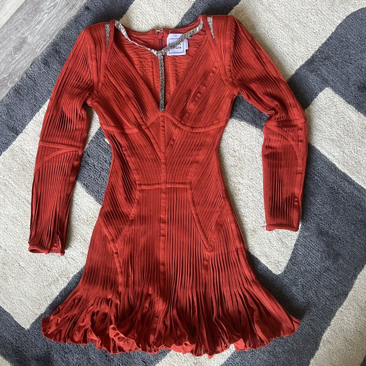 authentic Herve Leger rustic red long sleeve Evelyn cocktail dress XS | eBay