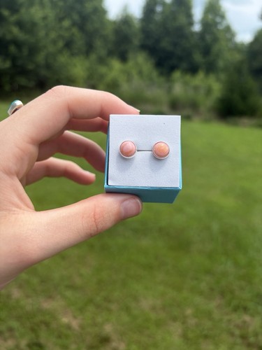925 Sterling Silver Pink Conch Studs