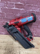 Milwaukee M18 FUEL 30 Degree Framing Nailer - (2745-20) Tool-Only USED