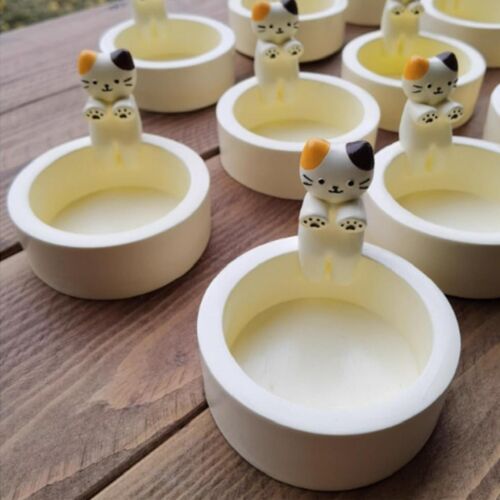 Adorable Kitten Candle Holder – Creative Aromatherapy Cat Candlestick Decoration - Picture 7 of 18