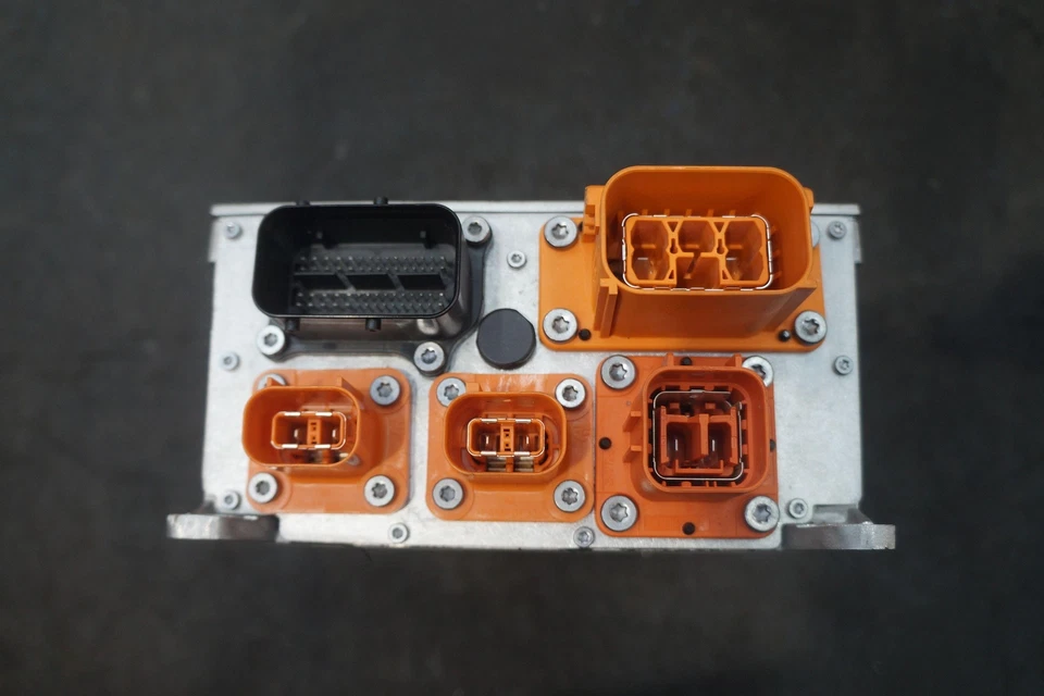 Módulo de control cargador de batería 9A791568110 Porsche Panamera Turbo Hybrid 971 18 Foto 3 de 4