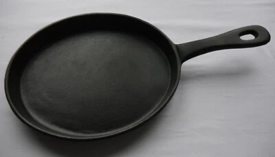 Gusseisen-Pfanne oval NEU Schwarz für Crèpe oder Fisch - Bild 1 von 3